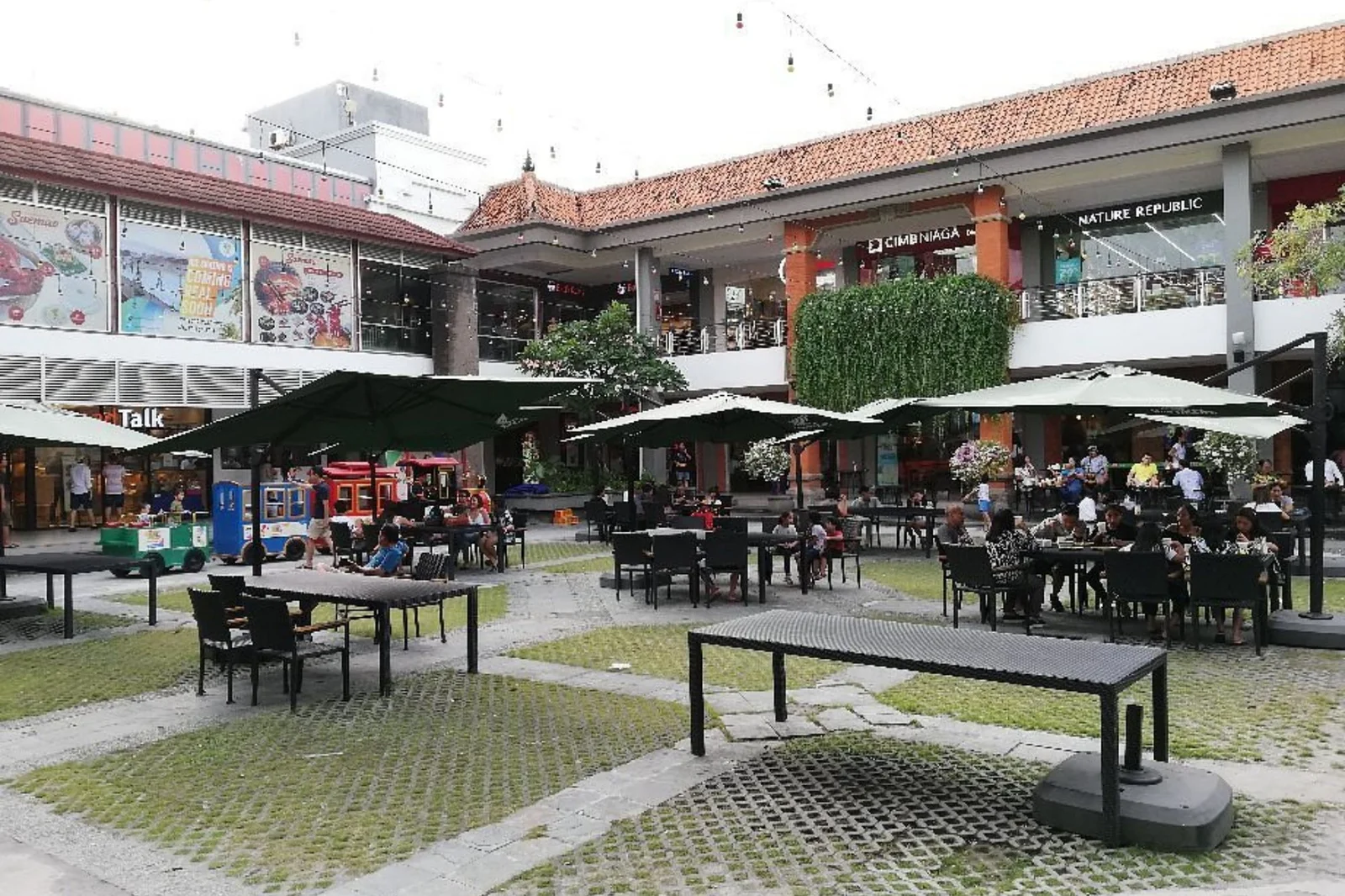 Mal Bali Galeria shopping complex